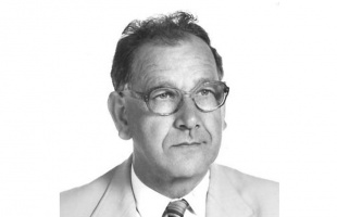 Elhunyt Halmos László