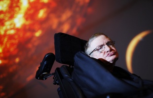 Tudományos kommunikációs díjat alapított Stephen Hawking