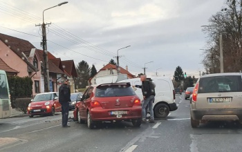 Karambol a Füredi út - Nagyszeben utca kereszteződésnél