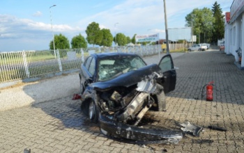 Fékevesztett száguldás