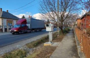Üzembe helyezték a kaposfüredi traffipaxot