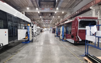 Már szerelik az új kaposvári elektromos buszokat