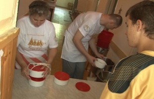 Tíz százalékkal több gyermek kaphat meleg ételt nyáron
