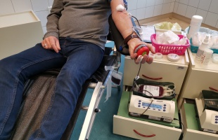 Országos véradónap a hosszú hétvégén – „mert a segítségnyújtás nem vesz ki szabadságot”