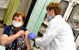 Jövő héten már elérhető lesz az influenza elleni védőoltás