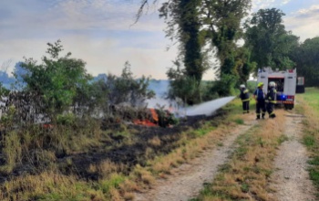 Szabadtéri tűzhöz riasztották a marcali és a szőkedencsi tűzoltókat