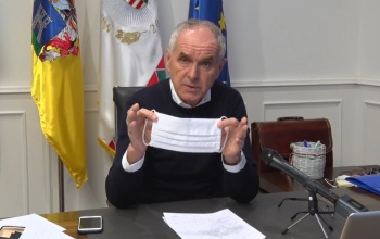 Maszkot kapnak a kaposváriak, ingyenesen parkolhatnak a védekezésben résztvevők