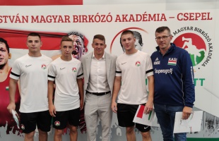 A felnőtt országos bajnokságon is helyt álltak a kaposvári sportiskola birkózói