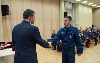 Hősies helytállásért elismerés a barcsi tűzoltónak