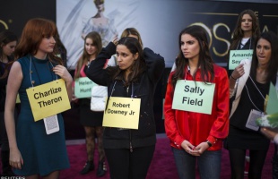 Hat fiatal filmes segédkezik az Oscar-díjak átadásában