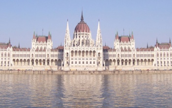 Elfogadta a parlament a vagyonzárolási javaslatot