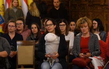 Családbarát csomaggal mondanak köszönetet a kaposvári szülőknek is