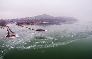Elindult a jegesedés a Balatonon