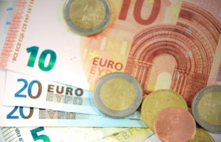 Az euróövezet GDP-je a vártnál jobban teljesített a negyedik negyedévben