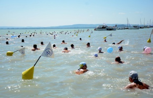 Szombaton rendezik az idei Suzuki Balaton-átúszást
