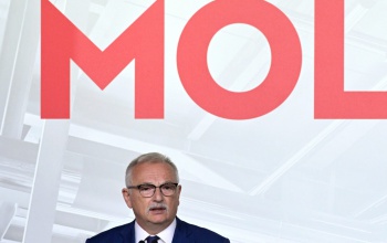 Európa versenyképességéről tartottak uniós csúcstalálkozót a Mol-székházban