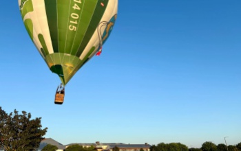 Egy hőlégballon már szerda reggel felszállt