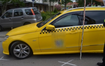 Vádemelés a taxis ellen