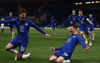 A Manchester City először vagy a Chelsea másodszor?