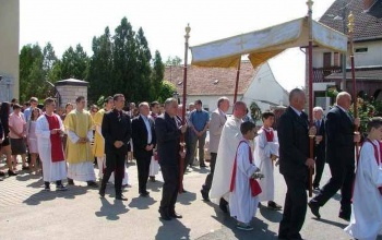 Úrnapja van csütörtökön
