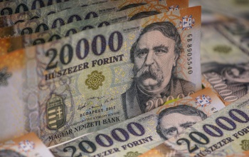 KSH: márciusban 779 800 forint volt a bruttó átlagkereset