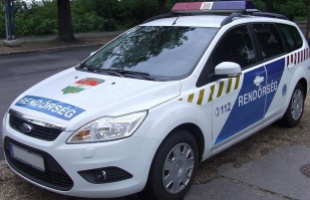 Rendőrök segítettek a pánikoló, eltévedt férfinak