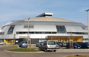 Ma ne vigyen adományokat a Kaposvár Arénához!