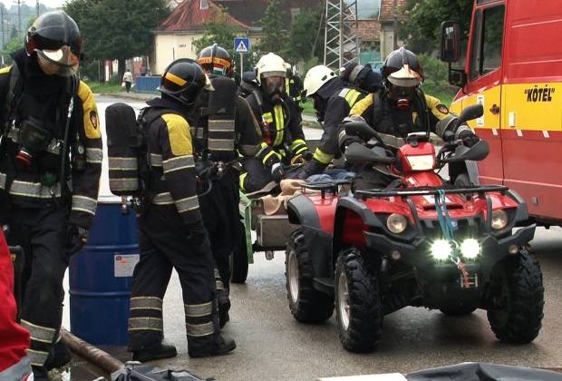 Mérgező gáz árasztotta el a Pécsi utcát