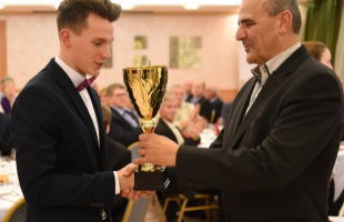 Keen Cameron dupla díja, Varga Péter az Év férfi utánpótlásedzője!