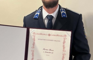 Két somogyi rendőr is belügyminiszteri elismerésben részesült