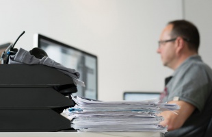 Papírmentes ellenőrzési rendszert vezetett be a NAV