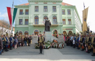 Az 1848-49-es hősökre emlékezünk