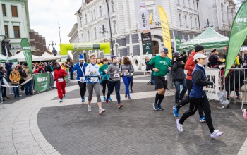 Félezren vágtak neki Kaposvár dombjainak - fotók és videó