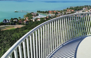 Fejlesztések a Balatonnál: 740 millió forintból újultak meg a kilátók