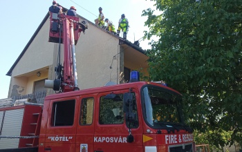 A helyiek is összefogtak Kadarkúton a viharkárok felszámolása érdekében