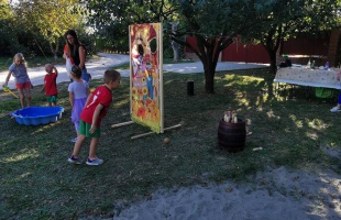 Szüreti mulatságon ütötték el az időt a Zselic-kertvárosiak