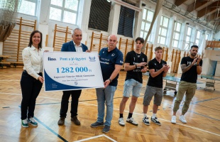 1,3 millió forintot gyűjtött össze a FINO csoport és a FINO Kaposvár röplabdacsapat