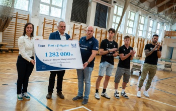 1,3 millió forintot gyűjtött össze a FINO csoport és a FINO Kaposvár röplabdacsapat