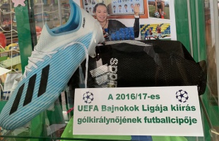 Jakabfi Zsanett relikviái - induljon a licitverseny!