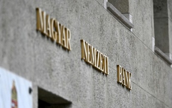 Emlékérmét bocsát ki az MNB a Nobel-díjas Karikó Katalin és Krausz Ferenc tiszteletére