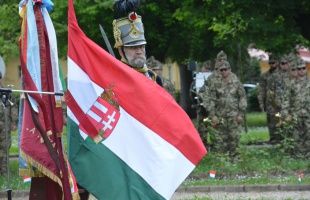 A Magyar Honvédelem Napját ünnepelték a Berzsenyi parkban