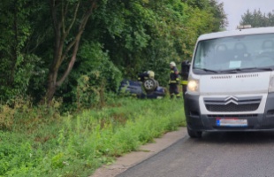 Árokba borult egy autó Kaposvár és Kaposszerdahely között