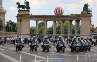 50 új motorkerékpárt vettek birtokba a rendőrök