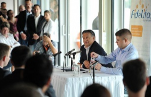 Orbán: a tandíj ellensége vagyok
