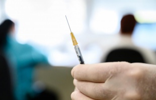 Ismét lehet Pfizer-vakcinára időpontot foglalni