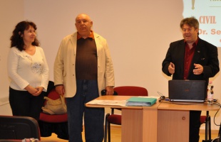 Civil fórumot tartottak