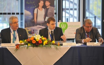 Egyedül Szávai Ferenc pályázott a rektori tisztségre