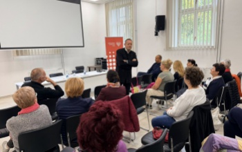 „Egészséges ember nem létezik egészséges közösség nélkül”