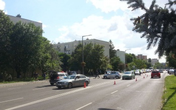 Három autó ütközött a 48-as Ifjúság útján