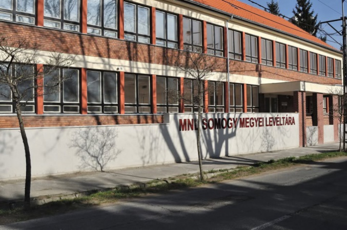 Tíz éve adták át a levéltár Bartók Béla utcai épületeit